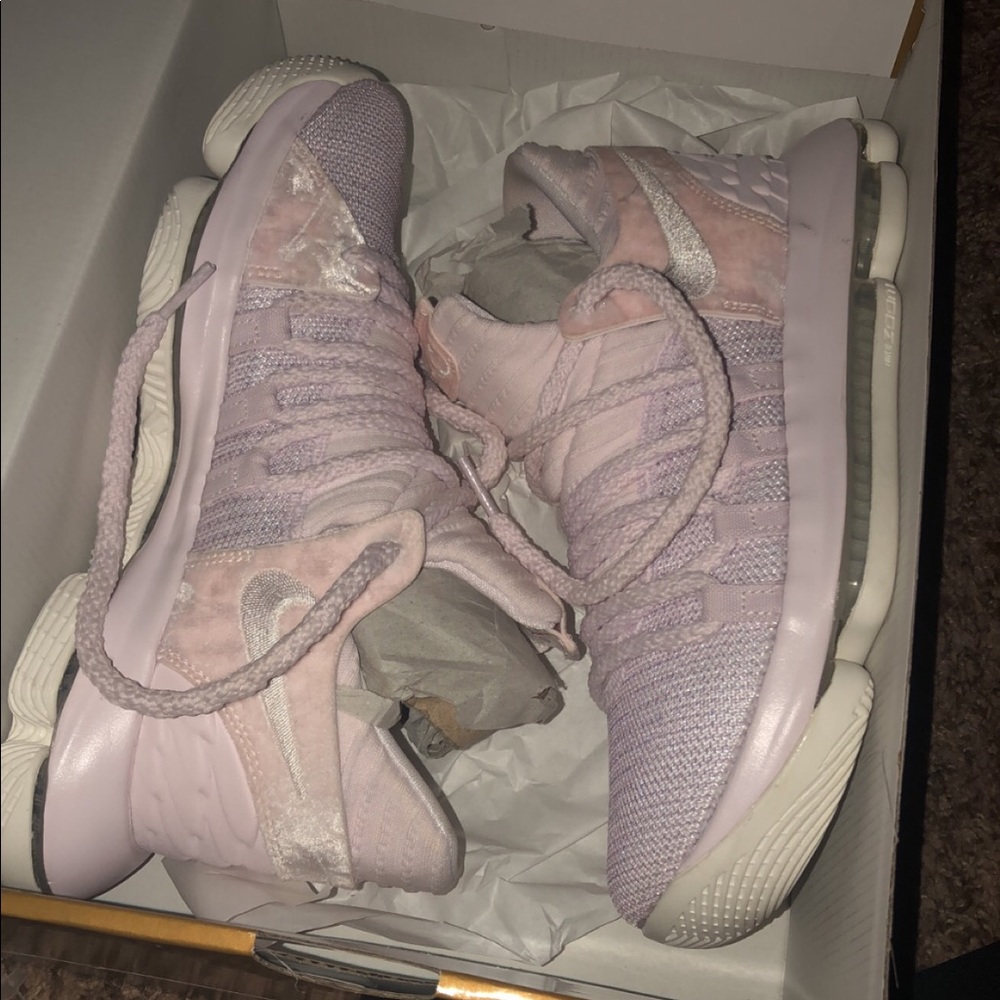 Kd aunt pearl